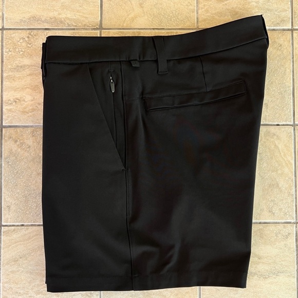 Lululemon Mens Commission Short 5” - Picture 4 of 4